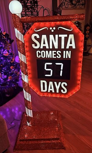 Pre lit santa christmas - 5', pre-lit